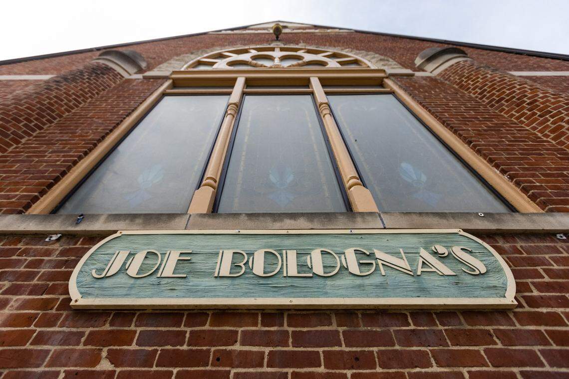 Joe Bologna’s Restaurant at 120 W. Maxwell St., located in a Victorian Gothic building built as the Maxwell Street Presbyterian Church in 1891 before being rededicated as a Jewish Synagogue, then a restaurant in 1989.