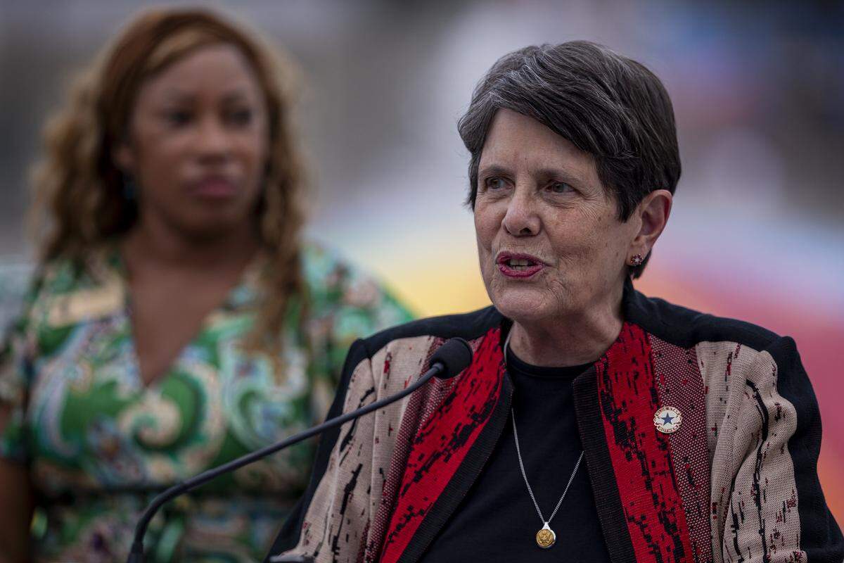 Mayor Linda Gorton speaks during the Douglass Aquatic Center opening on Thursday, Aug. 21, 2025, at Douglass Park in Lexington, Ky. 