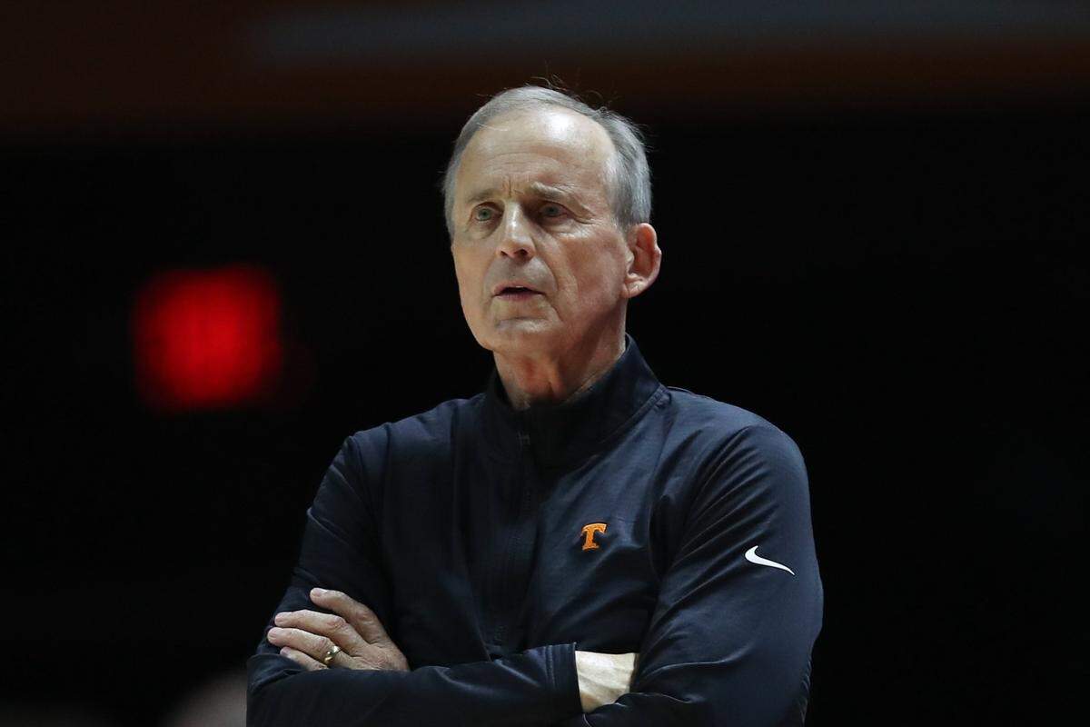 Rick Barnes has led the Tennessee Volunteers to six straight NCAA Tournament appearances.