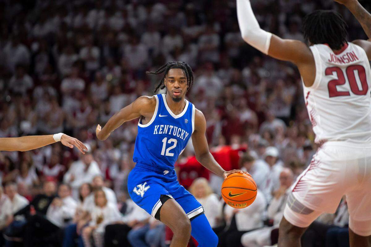 Kentucky guard Antonio Reeves scored 37 points in the Wildcats’ win at Arkansas on Saturday.