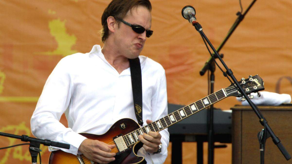 Crossroads Guitar Festival