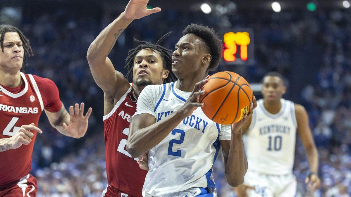 Live updates: Arkansas Razorbacks at Kentucky Wildcats college basketball