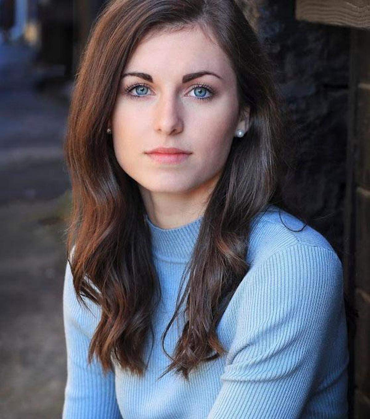 Ely Blair grew up in Lexington, dancing with Barbara Ann’s School of Dance, Bluegrass Youth Ballet, and Kentucky Ballet Theatre. She is now part of the national touring show, “An American in Paris.”