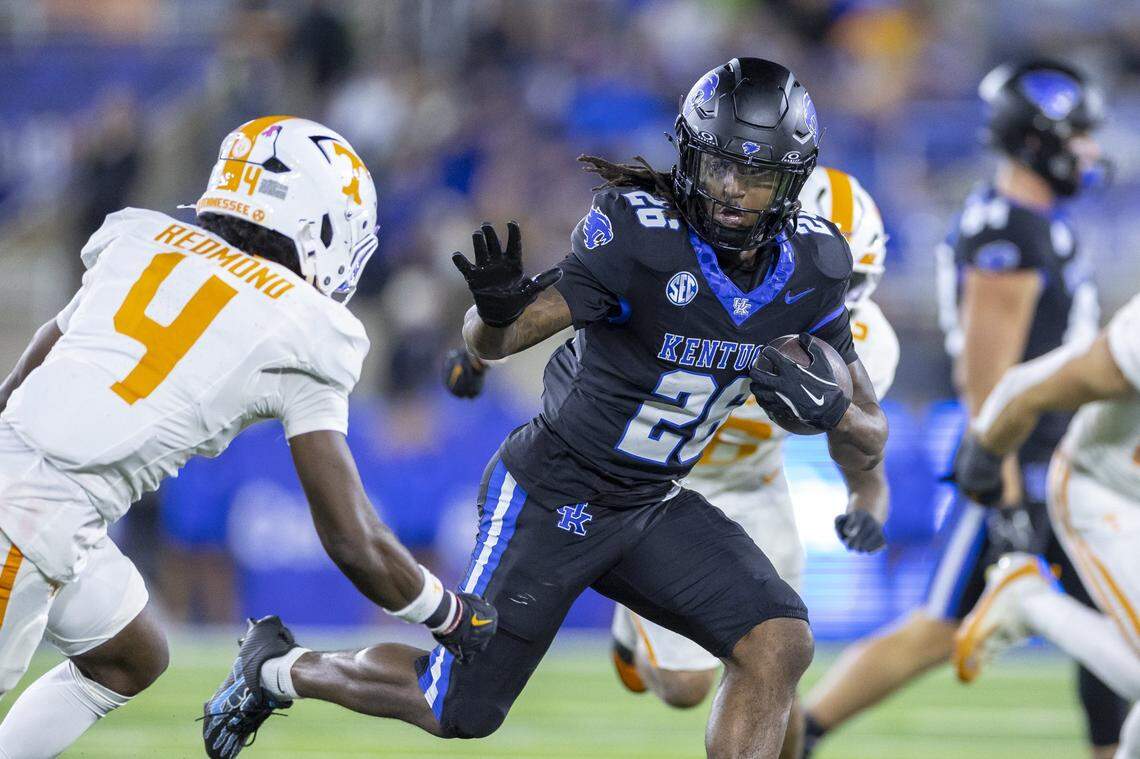 Kentucky redshirt freshman running back Jason Patterson (26) had 51 rushing yards and 44 receiving yards in the Wildcats’ 56-34 loss to then-No. 17 Tennessee last week.