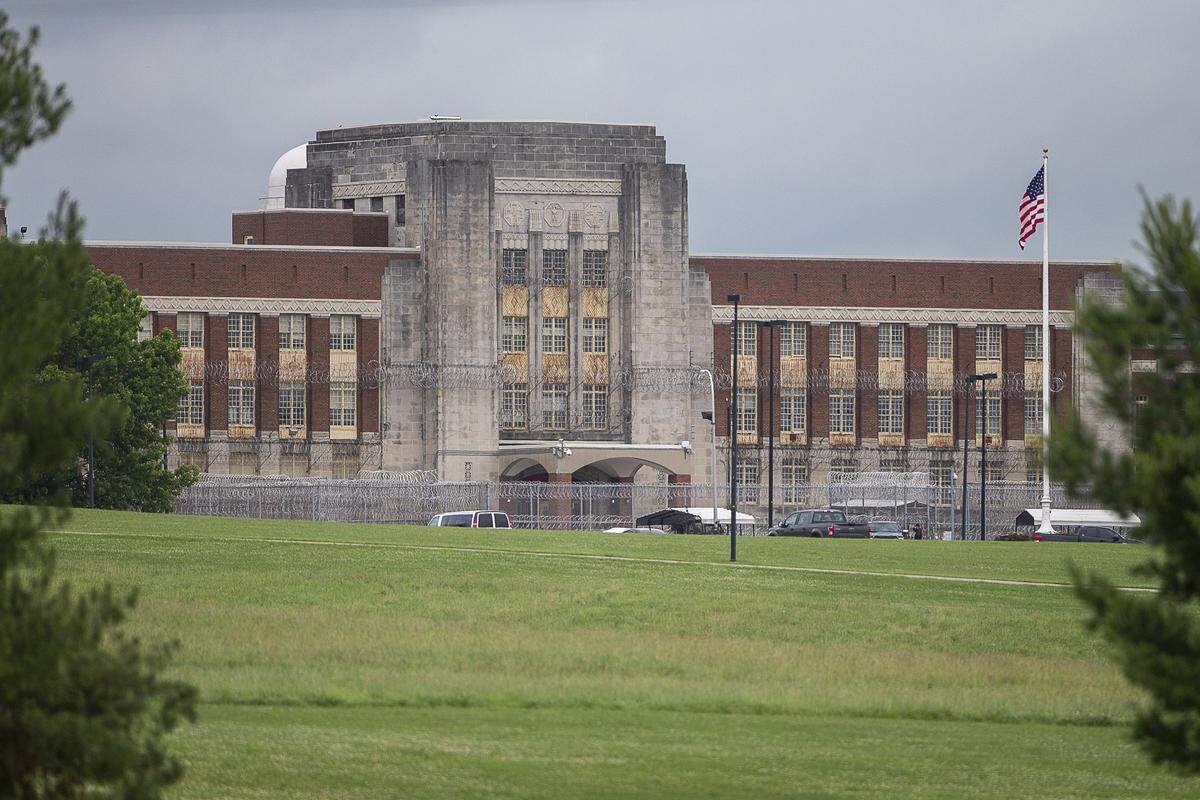 The Federal Medical Center on Leestown Road in Lexington.