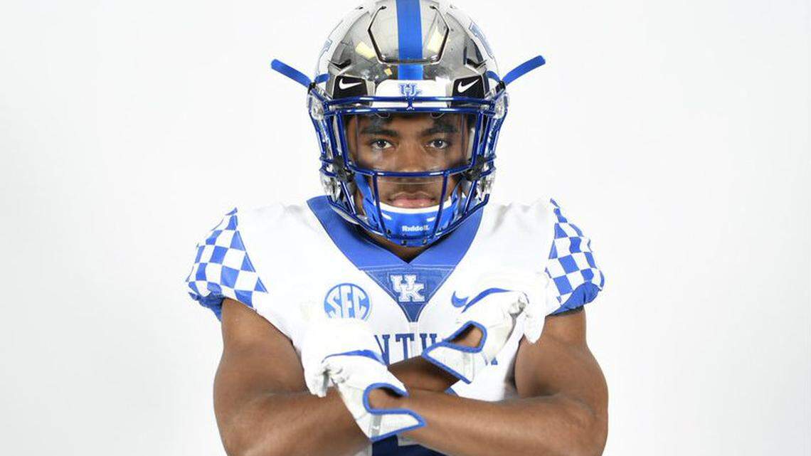 Jalen Geiger tweeted photos of himself in UK gear after a recent visit to Lexington.