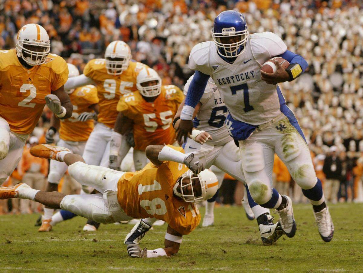 No Lexington product has started a game for the University of Kentucky at quarterback since Henry Clay alum Shane Boyd directed the Wildcats in a 37-31 loss at Tennessee in the 2004 season finale.