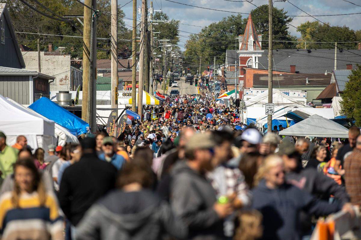 People fill downtown Mt. Sterling during the 2021 Court Day Festival.