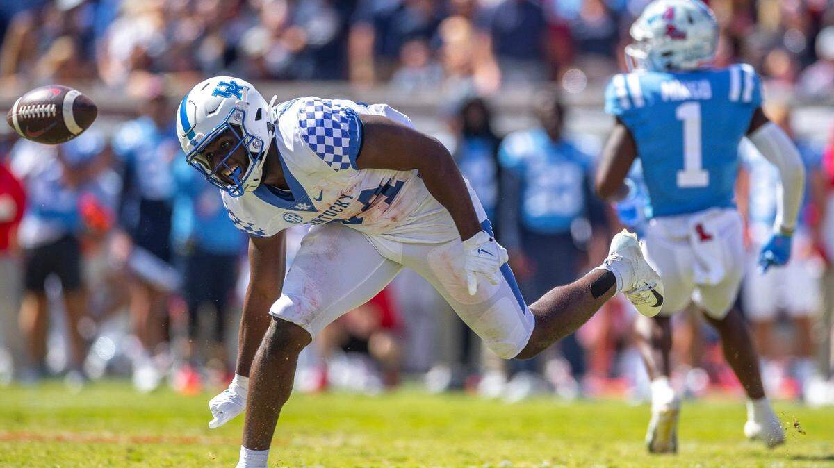 Three takeaways from Kentucky football’s frustrating loss at Ole Miss