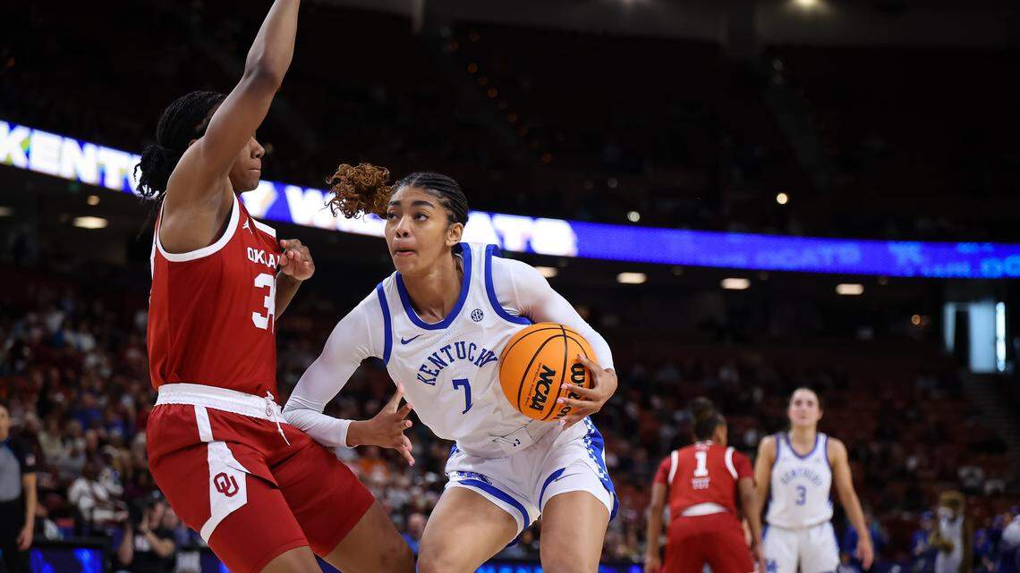 Where to watch, how to follow the Kentucky women’s basketball game at Arkansas