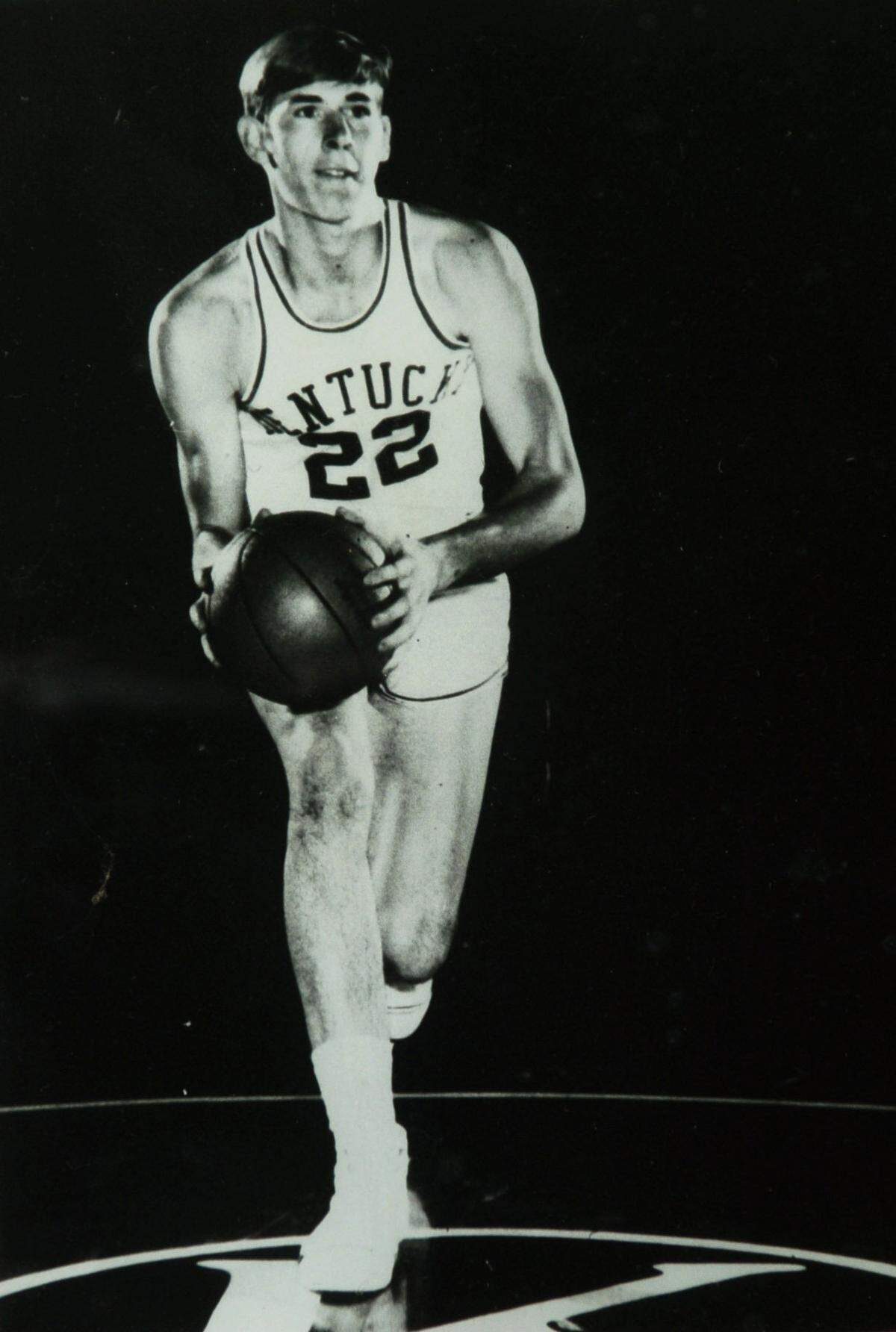 Larry Stamper scored the final six points in Kentucky’s 106-100 overtime victory over Austin Peay and star James “Fly” Williams in the 1973 NCAA Tournament.