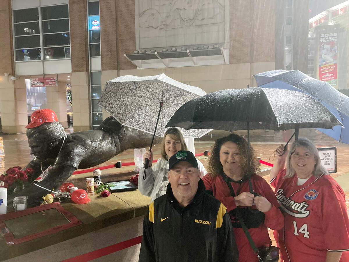 Four of the earliest arrivals for the Cincinnati Reds’ visitation for the late Pete Rose were Kenny Stroup of Poplar Bluff, Missouri, and (from left) Flora Hurst of Jacksonville, Florida, Brenda Dawson of Butler, Kentucky, and Shelley Brown-Davies of Simpsonville, South Carolina.