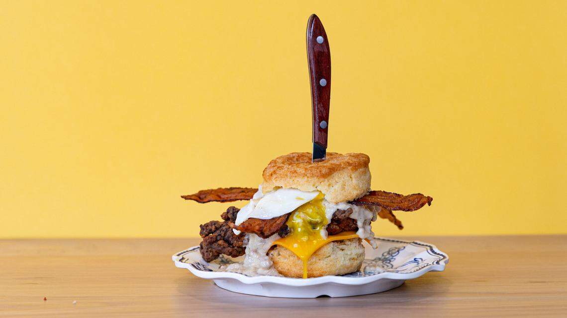 What’s new to Lexington dining in 2021? Belly Buster, upscale Italian, gourmet hot dogs