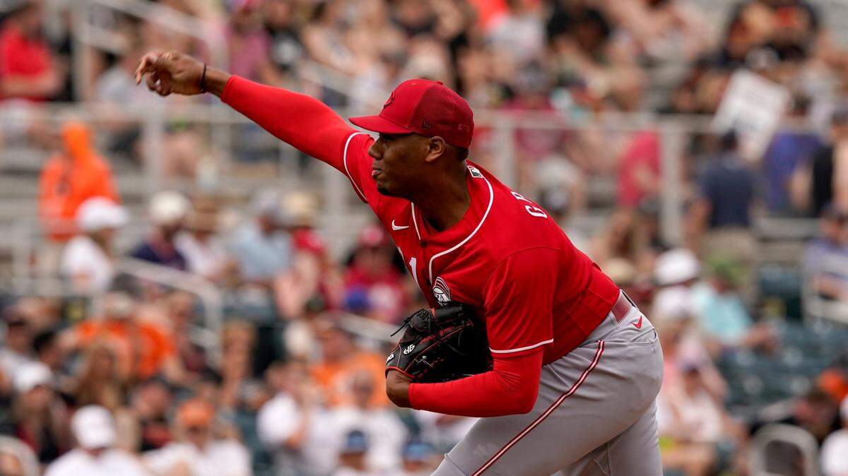 Hunter Greene, a hard-throwing pitcher the Reds selected with the No. 2 overall pick in the 2017 MLB Draft, is scheduled to make his Major League Baseball debut on Sunday.