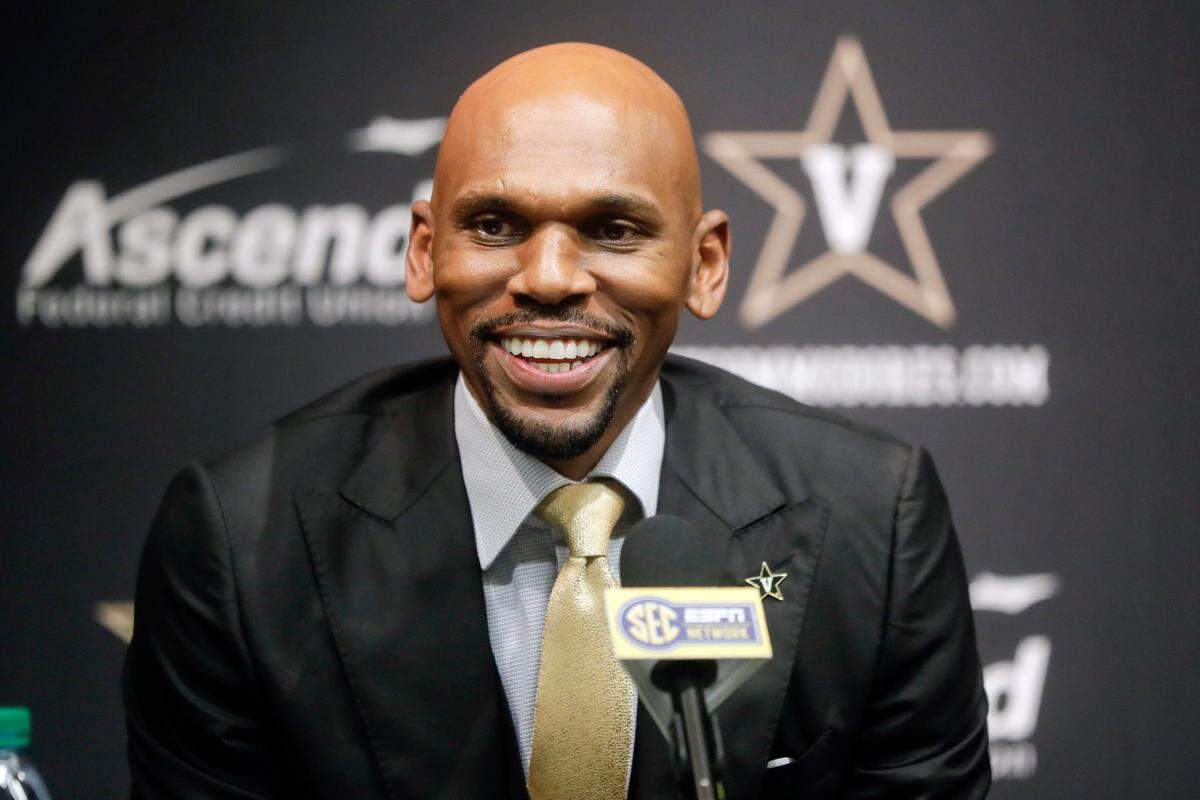 In hiring former NBA star Jerry Stackhouse as its new head men’s basketball coach, Vanderbilt is defying a definite trend.