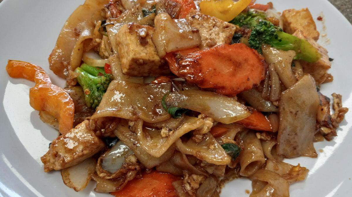 Drunken Noodles from Thai House on Winchester