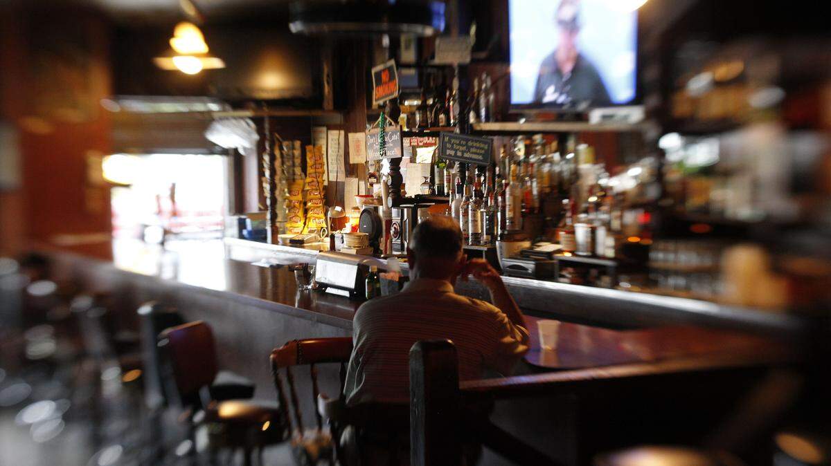 "There is no gimmick" to Lexington's Chevy Chase Inn, author Sarah Razor writes in her book about the bar.