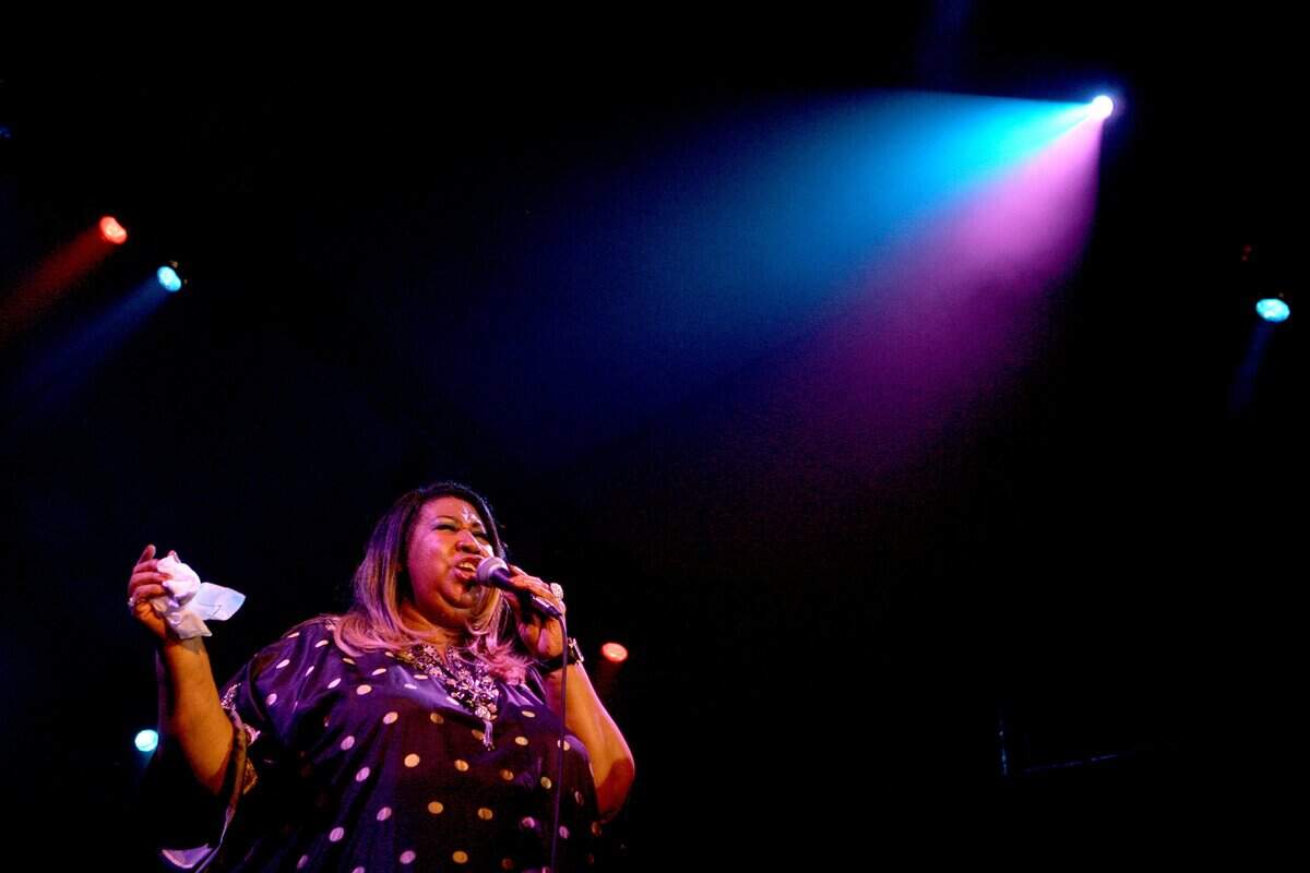 Aretha Franklin, the Queen of Soul, performs at the TOBA National Awards at Hill N Dale Farm in Lexington, Ky., Saturday, September 8, 2007.