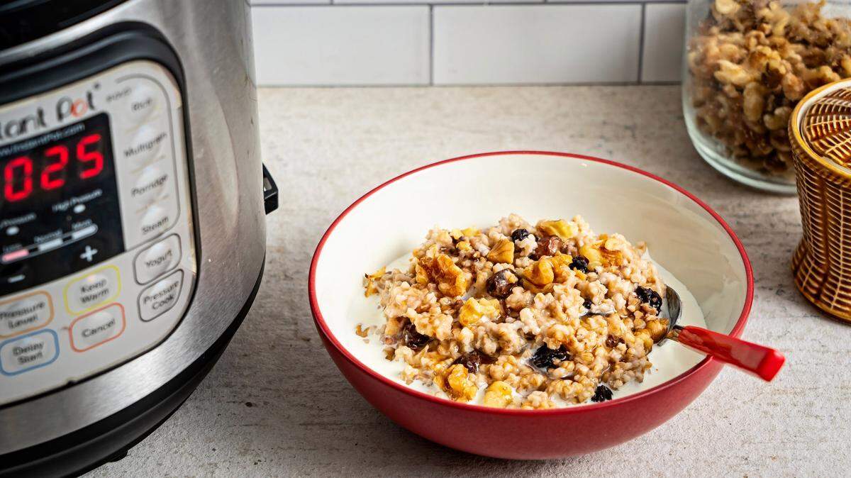 Have you tried making Instant Pot oatmeal? It’s easy to set up overnight for a delicious breakfast the next morning or any time.