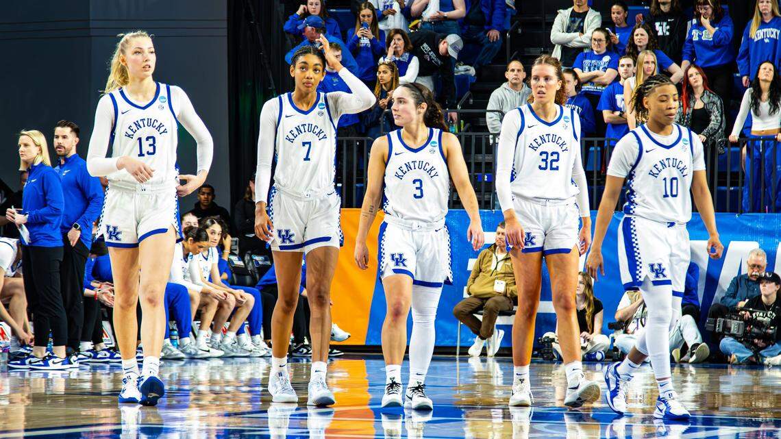 Clara Strack (13), Teonni Key (7), Georgia Amoore (3), Amelia Hassett (32) and Dazia Lawrence (10) started every game for Kentucky this season. Head coach Kenny Brooks will need to replace Amoore and Lawrence, who have exhausted their collegiate eligibility.