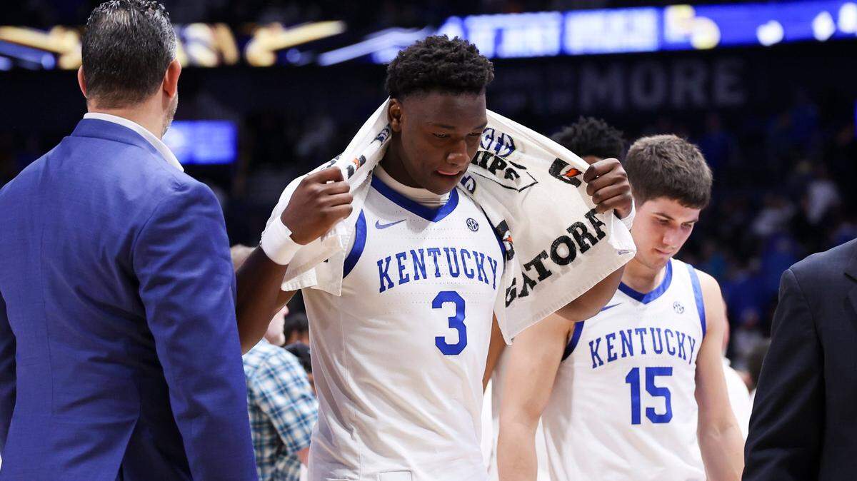 Kentucky guard Adou Thiero (3) averaged 7.2 points and 5.0 rebounds for the Wildcats this season.
