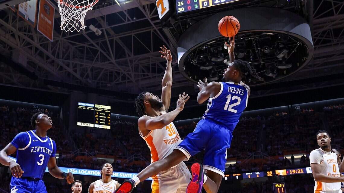 Leftover notes and bracket projections from Kentucky basketball’s win at Tennessee