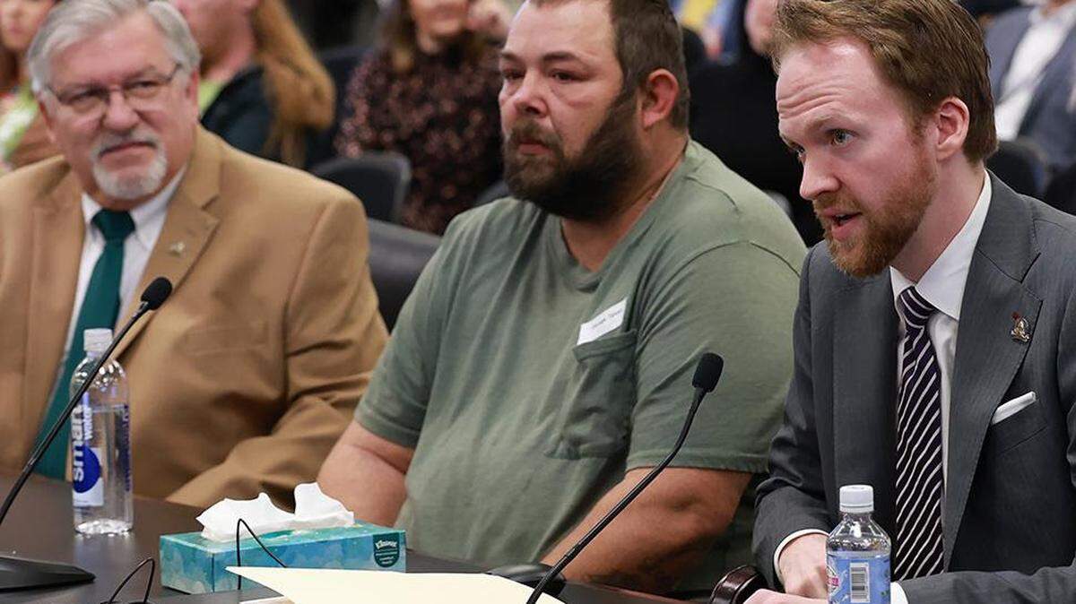 Rep. T.J. Roberts, R-Burlington, (right) spoke Feb. 18, 2025, on House Bill 422 during a House Judiciary Committee hearing. Dean Tipton (center) and Rep. Daniel Fister, R-Versailles, (left) also spoke at the hearing.