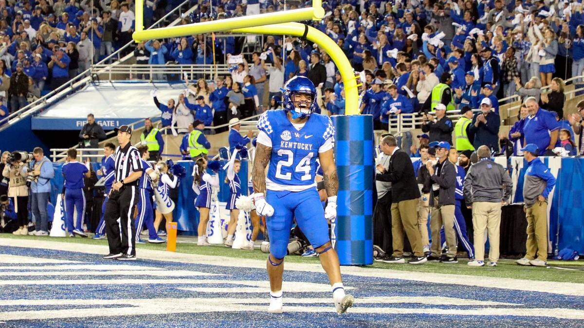 Kentucky running back Christopher Rodriguez (24) celebrated a second-half touchdown during UK’s 27-17 win over Mississippi State last season at Kroger Field.