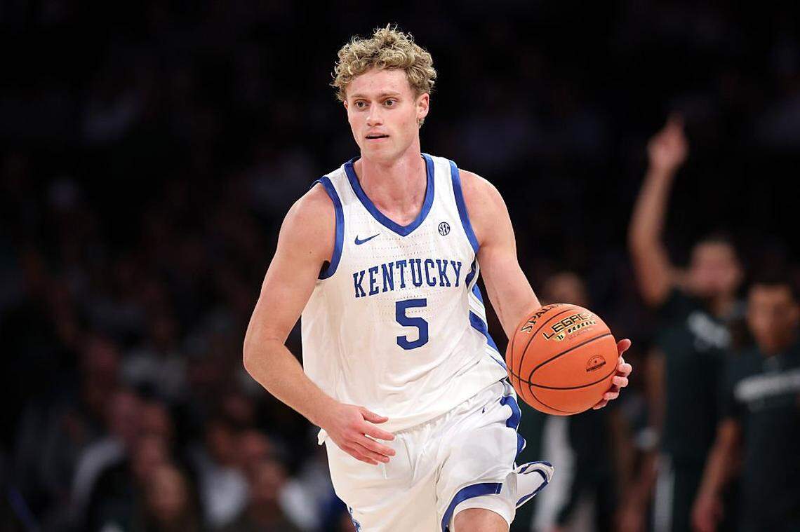 Kentucky guard Collin Chandler hit 4 of 9 shots and scored 10 points in UK’s 83-66 loss to Michigan State in the Champions Classic. Chandler has scored in double figures in four of five games this season. The Wildcats will face Loyola (Maryland) on Friday night at Rupp Arena.