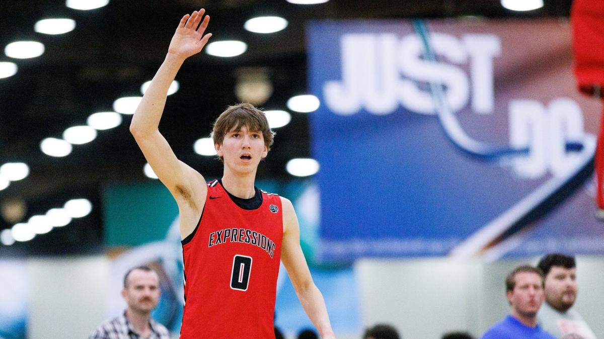 Kentucky? North Carolina? The pros? The recruitment of Matas Buzelis is heating up.