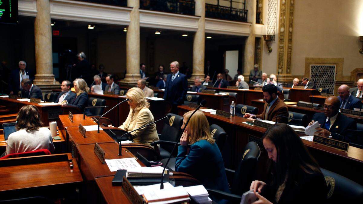 The Senate on the first day of the 2024 Kentucky General Assembly in Frankfort.
Jan. 2, 2024