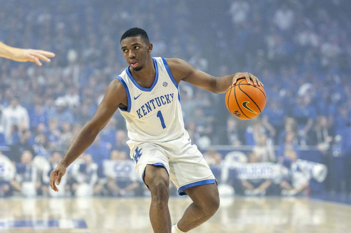 Kentucky point guard Lamont Butler (1) is averaging 12.9 points and 3.1 rebounds and has 31 assists vs. 10 turnovers.