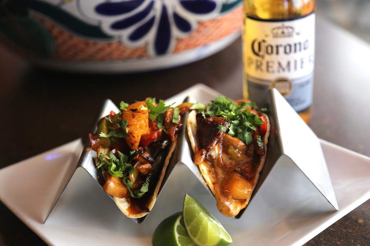 El Mariachi will offer a special pork Tacos de Alambre for Crave Taco Week.