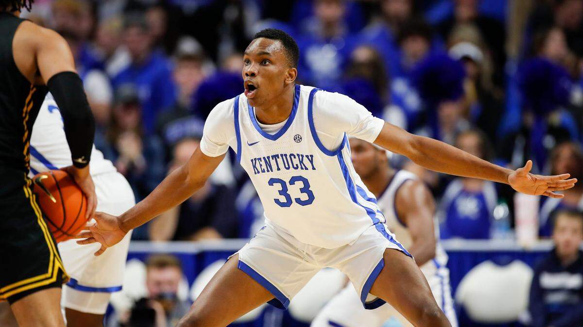 Ugonna Onyenso blocked 16 shots in just 110 minutes as a freshman for Kentucky during the 2022-23 season.