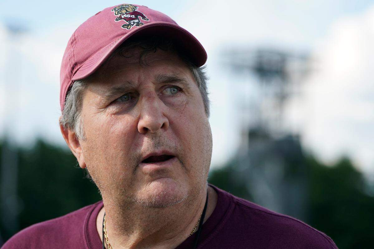 Mississippi State coach Mike Leach talks to reporters after the NCAA college football team’s practice Friday, Aug. 5, 2022, in Starkville, Miss. (AP Photo/Rogelio V. Solis)