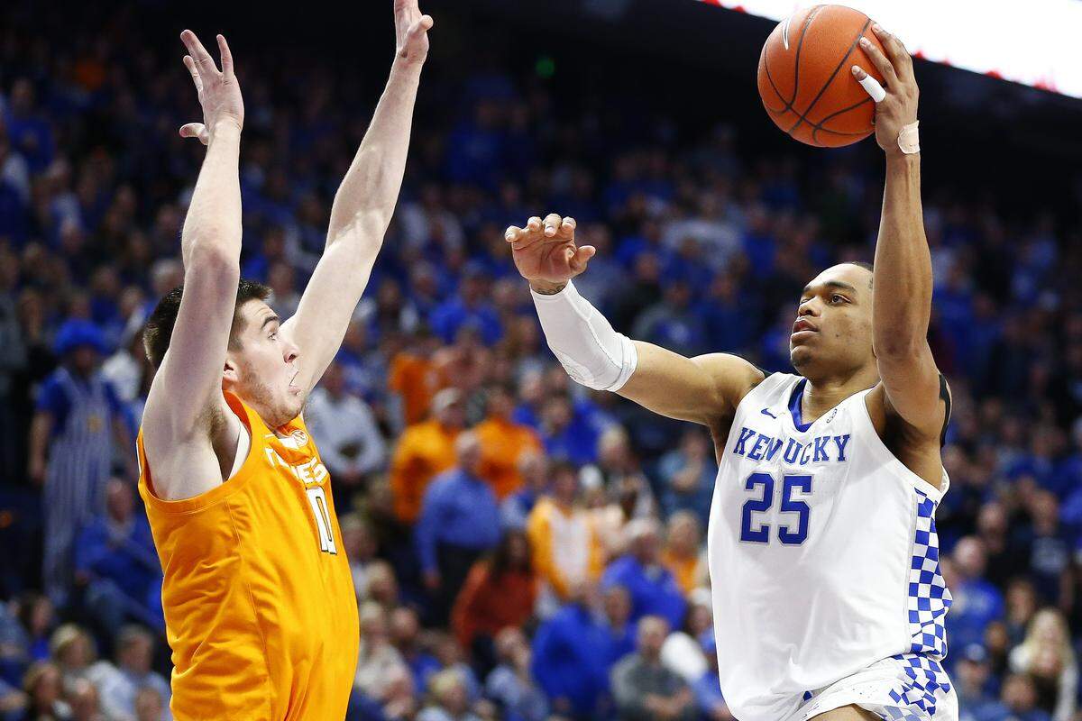 Kentucky forward PJ Washington (25) had 23 points, five rebounds and two blocked shots in UK’s 86-69 win over then-No. 1 Tennessee Saturday night in Rupp Arena.