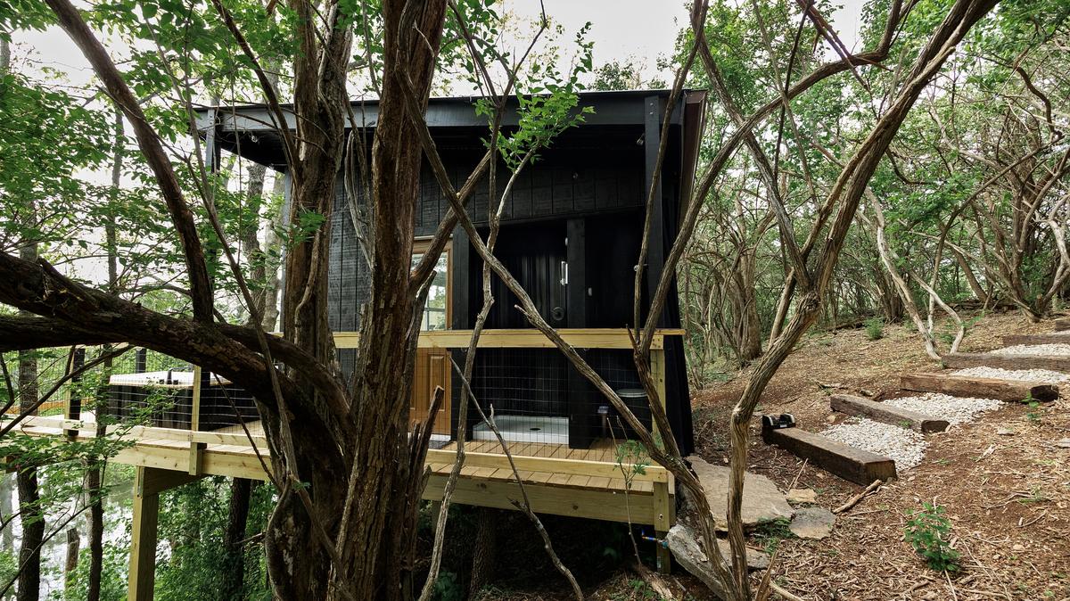 This Georgetown treehouse was recently named the “most wishlisted” Airbnb listing in Kentucky.