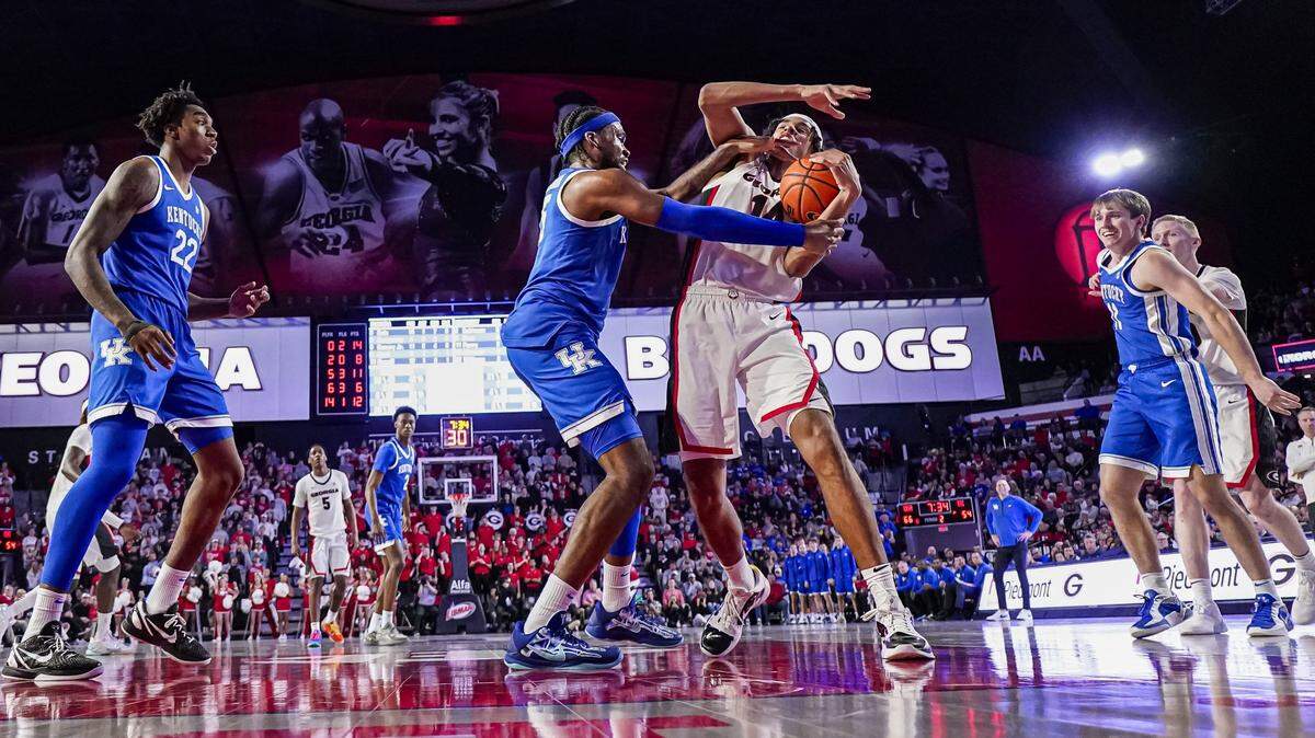 Mark Pope explains why Kentucky basketball struggled to rebound in loss to Georgia