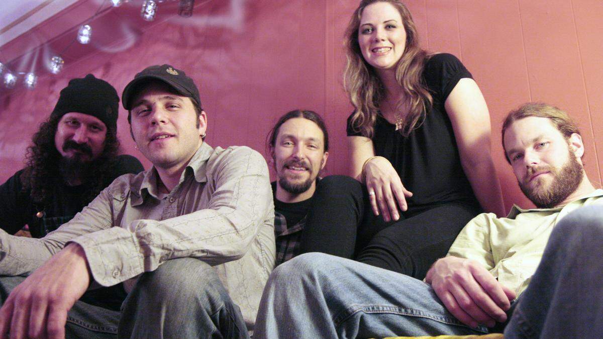 Cornmeal, from left: banjoist Dave Burlingame, bassist Chris Gangi, guitarist/vocalist Kris Nowak, fiddler Allie Kral and drummer JP Nowak. The band started as a side project of some Chicago musicians, until they discovered how popular their music was.