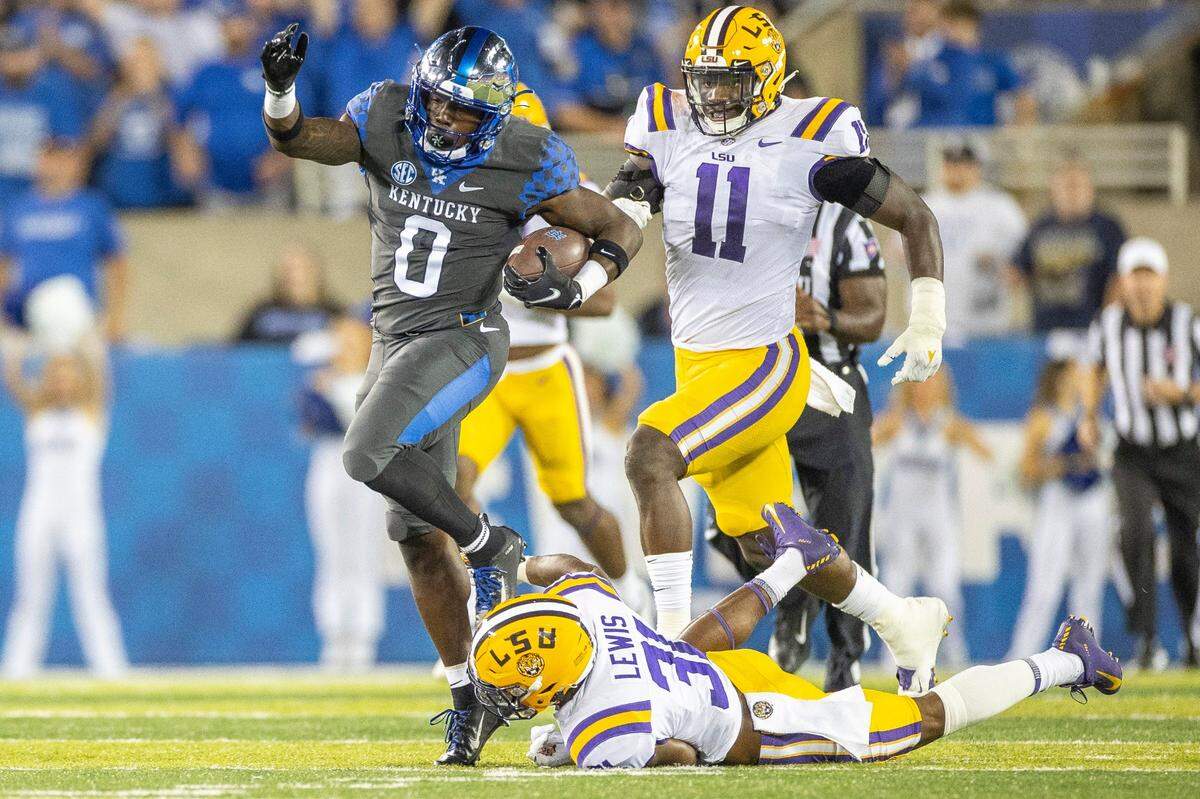 Kentucky running back Kavosiey Smoke (0) ran for a season-high 104 yards on 12 carries in UK’s 42-21 demolition of LSU last season.