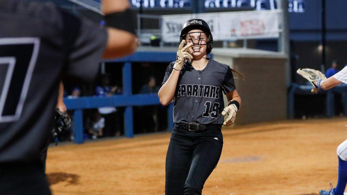 State softball tournament: Middle school stars align for South Warren’s present and future