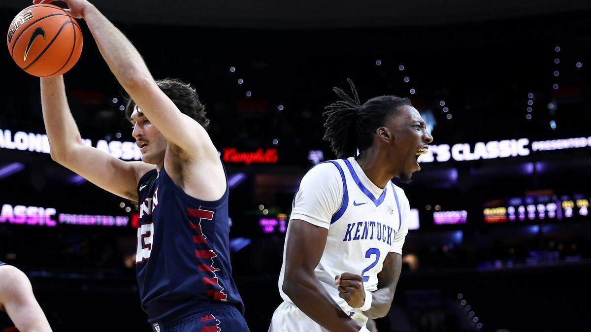 Aaron Bradshaw breaks out, and Kentucky basketball survives another scare to beat Penn