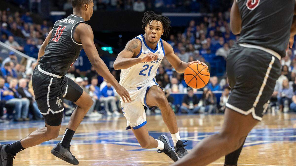 D.J. Wagner made some plays in Kentucky’s OT escape. ‘You’re starting to see who he is.’