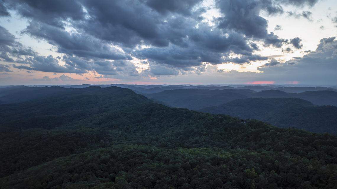 A coal miner’s daughter sings her song and finds her peace in new memoir | Opinion