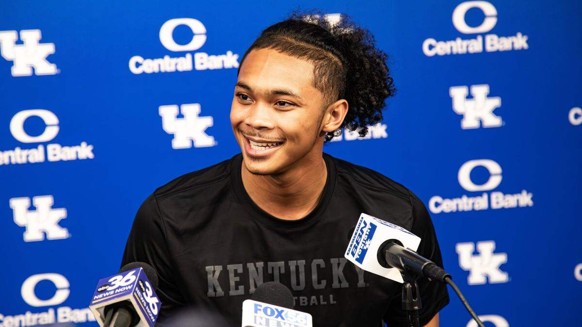 New UK point guard Jaland Lowe talks to reporters in the Memorial Coliseum media room.