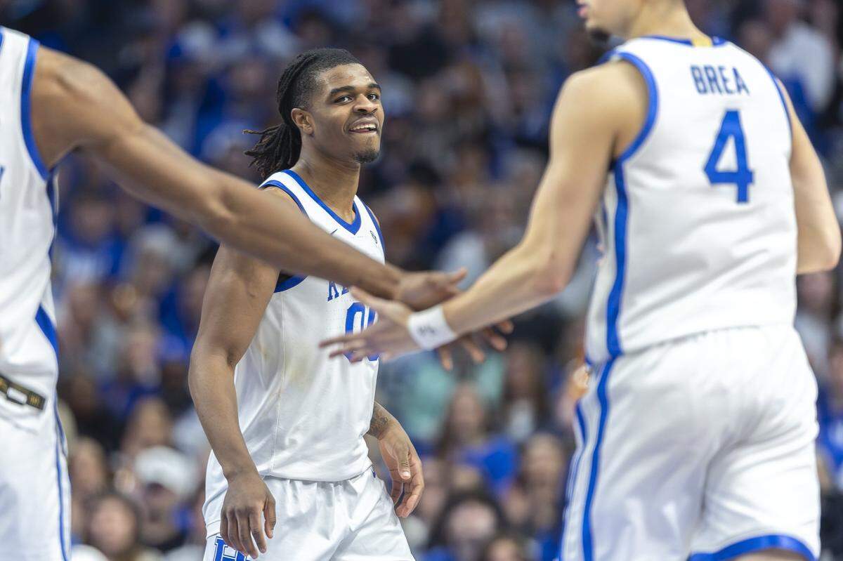 Kentucky Wildcats guard Otega Oweh (00) reacts during Tuesday’s game against LSU at Rupp Arena.