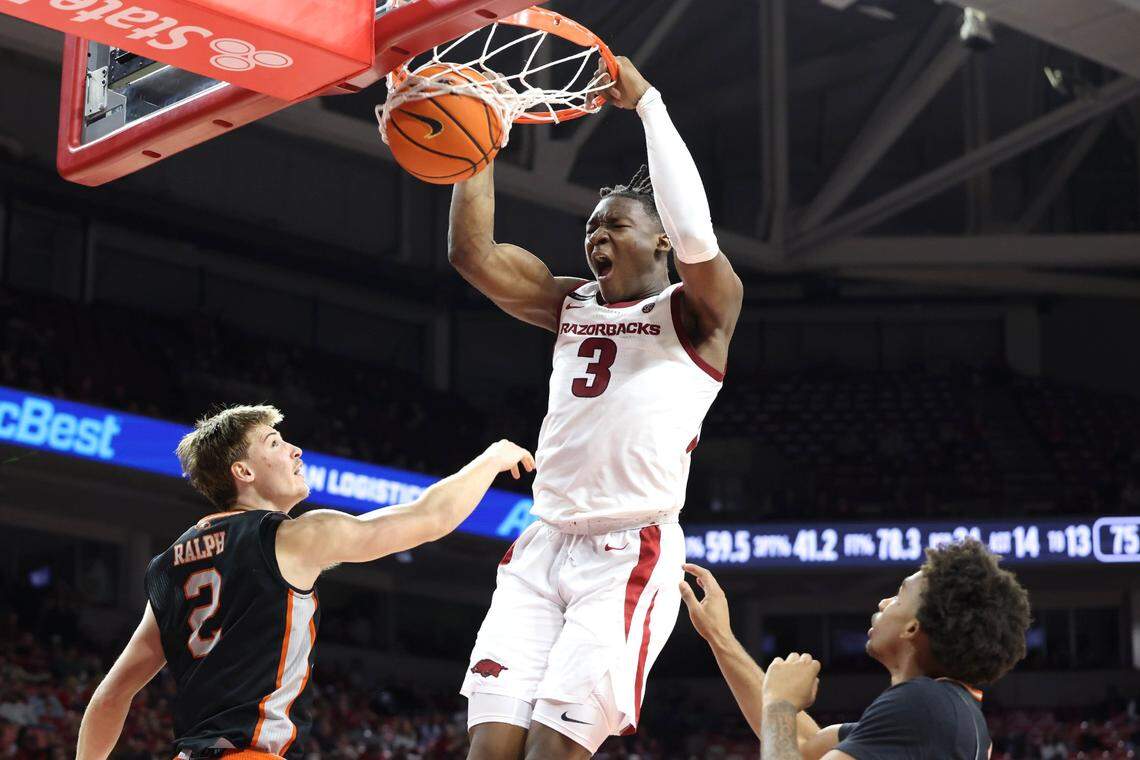 Former Kentucky forward Adou Thiero (3) leads Arkansas in scoring (16.1 ppg) and rebounding (6.2 rpg). Thiero will return to Rupp Arena on Saturday night when John Calipari’s Razorbacks face No. 12 Kentucky.