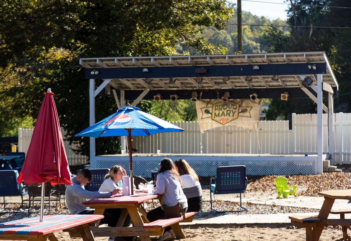 Proud Mary BBQ has a stage for live music in the evenings and on weekends.