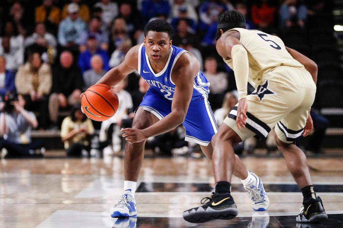 Kentucky’s Sahvir Wheeler dribbles while guarded by Vanderbilt’s Ezra Manjon (5). Wheeler was one of only UK three subs to see action Tuesday night, joined by Antonio Reeves and Lance Ware.