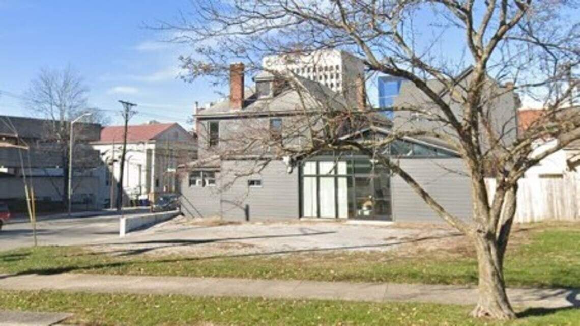 Lexington wine bar getting a ‘big sister’ with food options in a downtown location